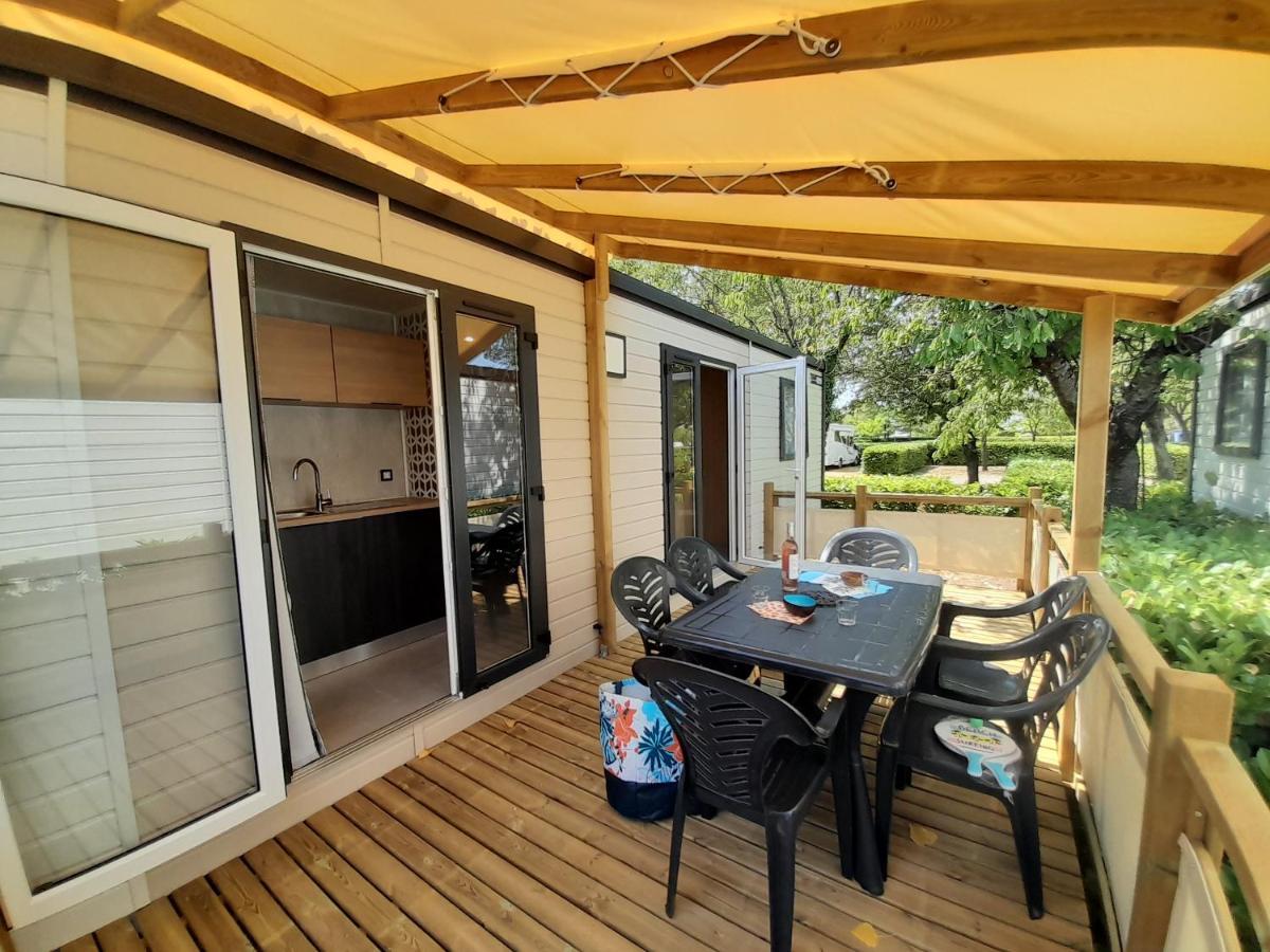 Camping Tikayan L'Oxygene Valensole Exterior photo